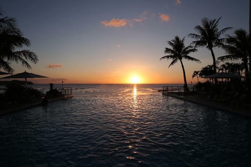 Guam Reef Hotel Tumon Exterior foto